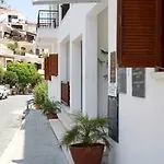 Apartment Pissouriana