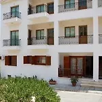 Apartment Pissouriana